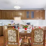3 Bedroom Gorgeous Apartment In Pula